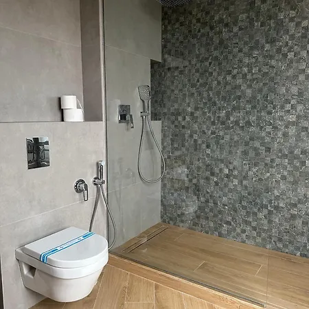 Апартаменти Мон Блан Khmel'nyts'kyy Exterior photo